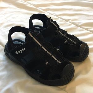 NEW Boys Black Outdoor Sandals